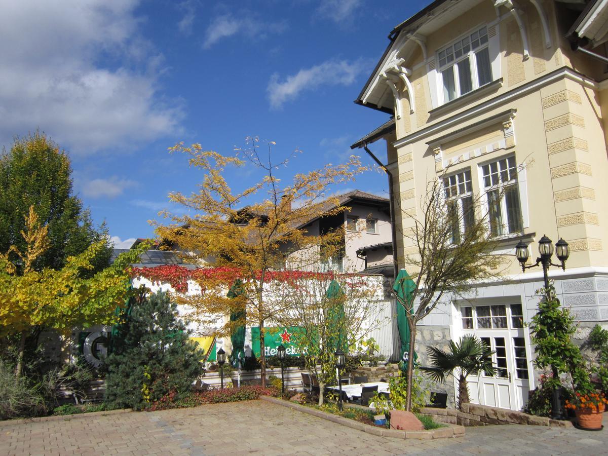Guest House Veronika Kocevje Exteriör bild
