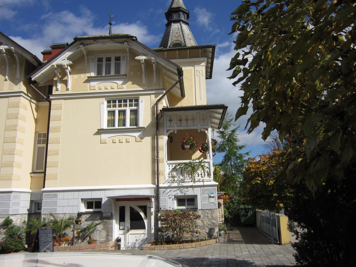 Guest House Veronika Kocevje Exteriör bild
