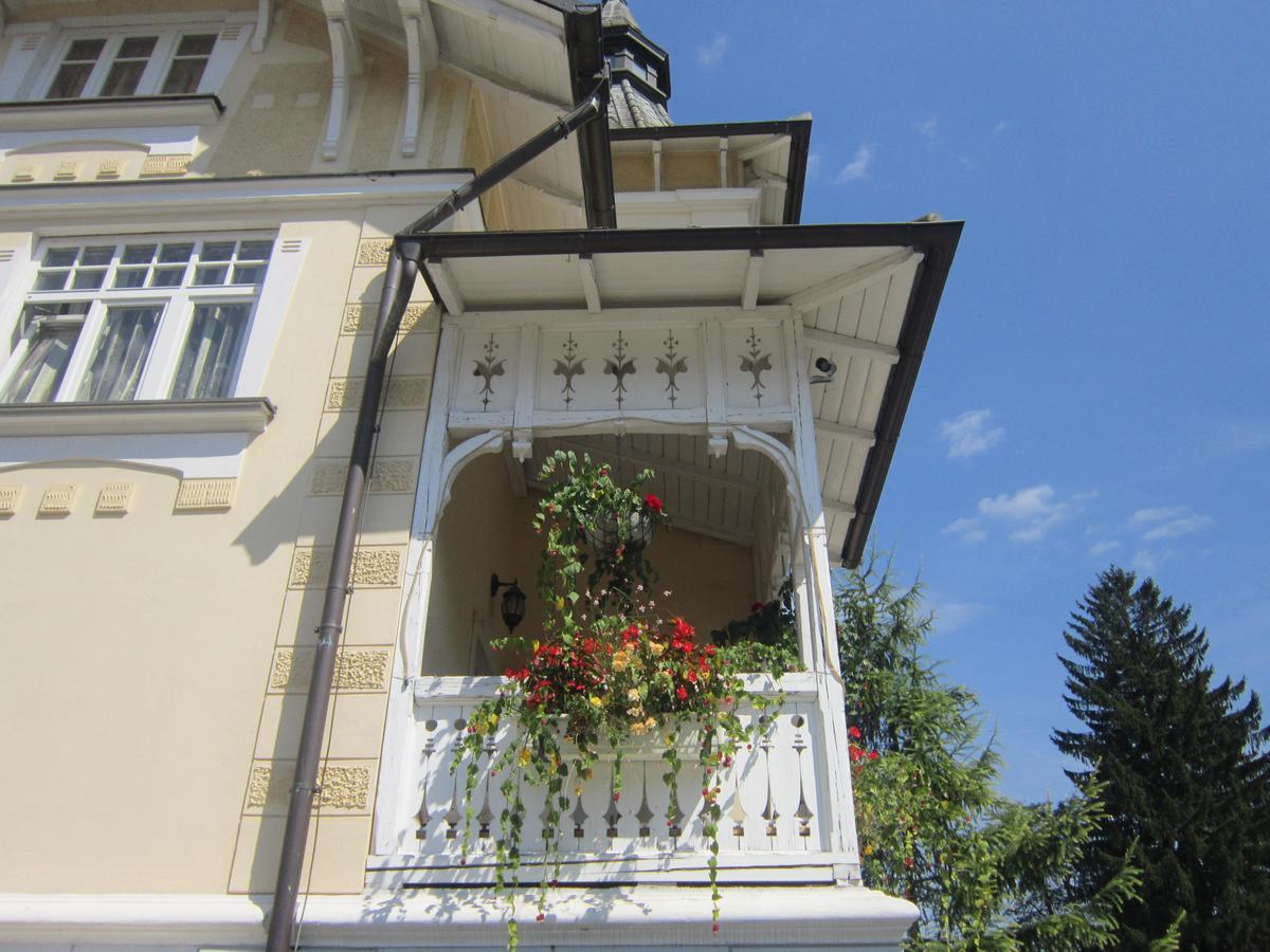 Guest House Veronika Kocevje Exteriör bild