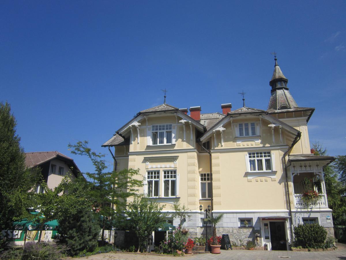 Guest House Veronika Kocevje Exteriör bild